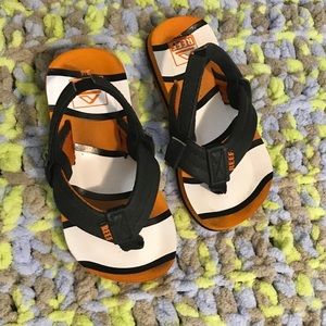 Boys REEF brand flip flops, toddler size 3/4